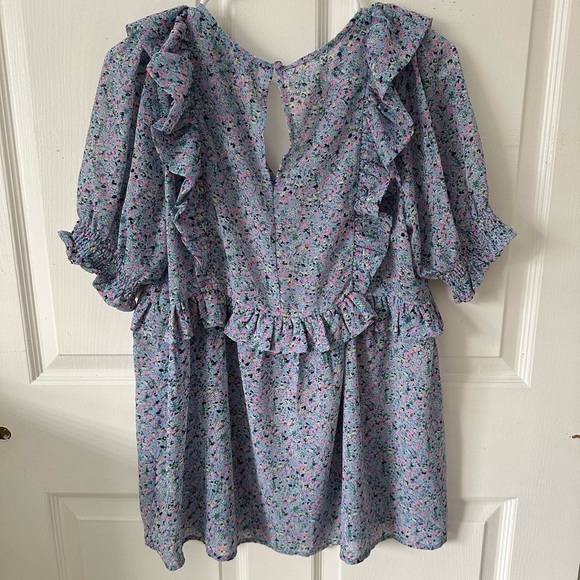 Spring Floral Blouse - Picture 6 of 7